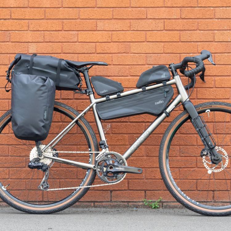 tailfin CargoPack on sonder camino ti