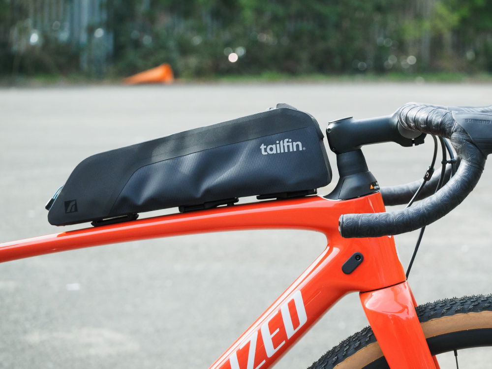 tailfin Long top tube bag