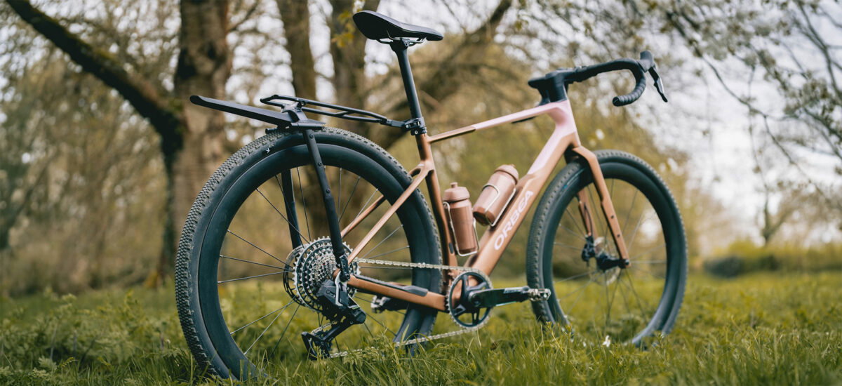 Tailfin Journey Rack Angle Mob